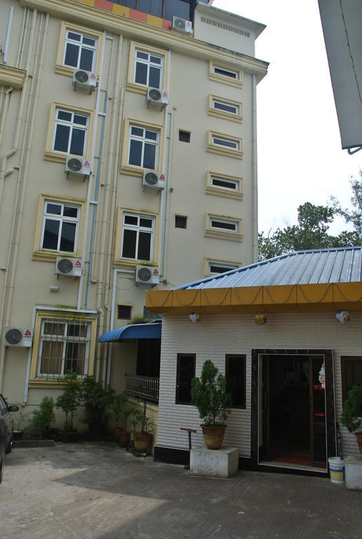 Hotel Shwe Eain Taw Yangon Exterior photo