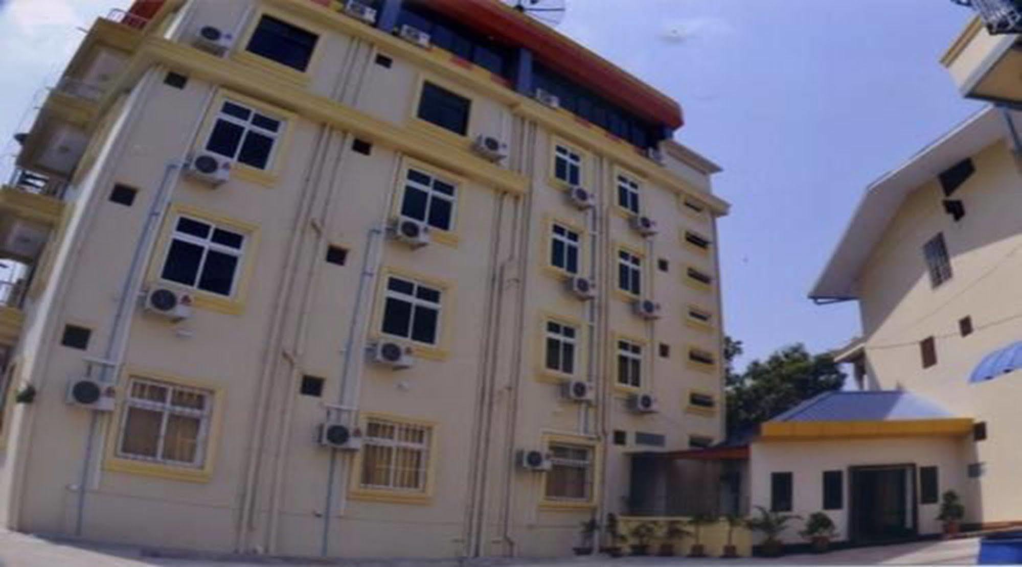 Hotel Shwe Eain Taw Yangon Exterior photo