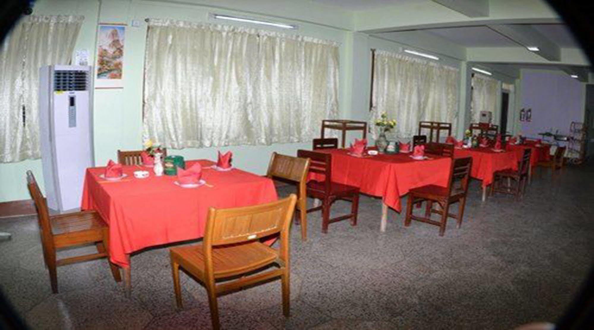 Hotel Shwe Eain Taw Yangon Exterior photo