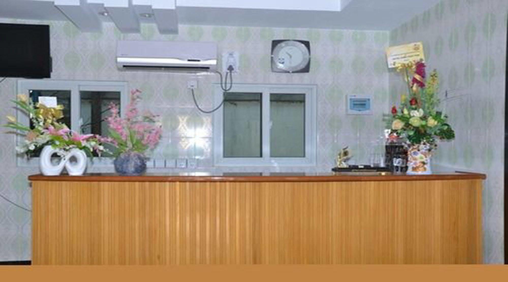 Hotel Shwe Eain Taw Yangon Exterior photo